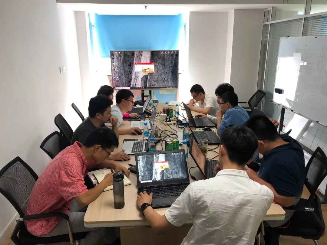 2.webp.jpg 2.webp.jpg